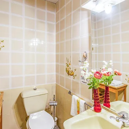 Hébergement de vacances Lovely In With Kitchen Tomares