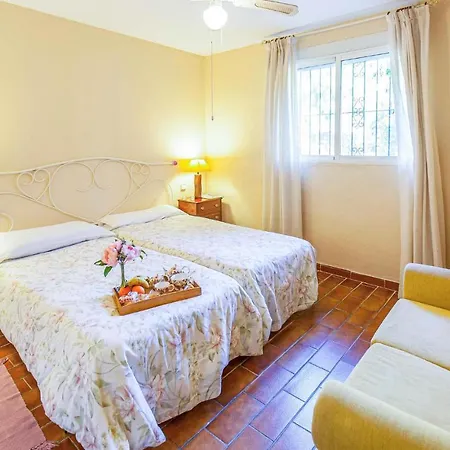 Holiday home Lovely In With Kitchen Tomares